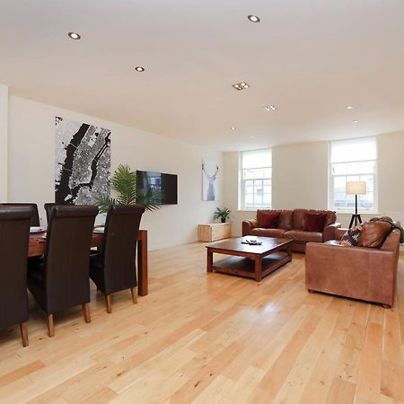 Ferienwohnung Joivy Spacious 2 Bed,2 Bath Flat, Free Parking And Rooftop Terrace Edinburgh Exterior foto