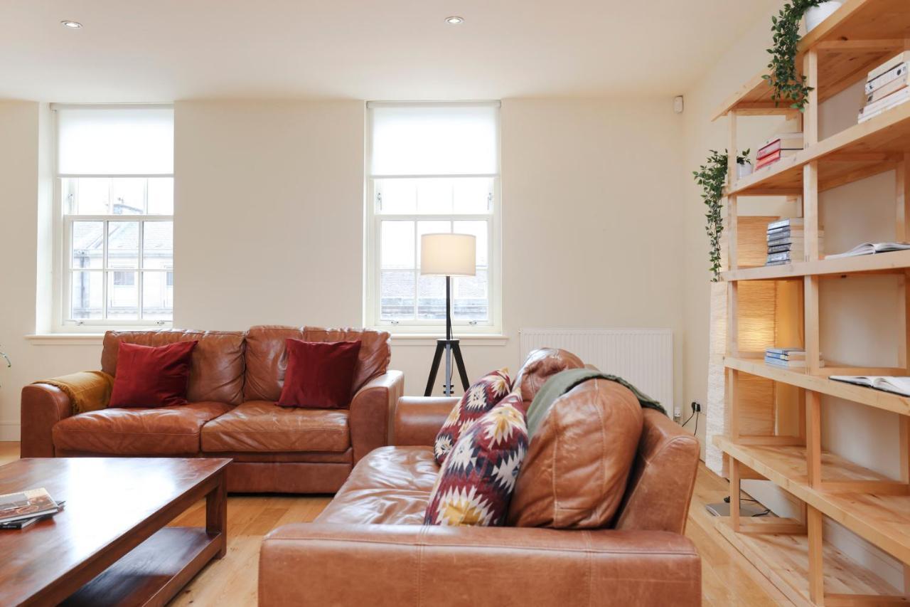 Ferienwohnung Joivy Spacious 2 Bed,2 Bath Flat, Free Parking And Rooftop Terrace Edinburgh Exterior foto